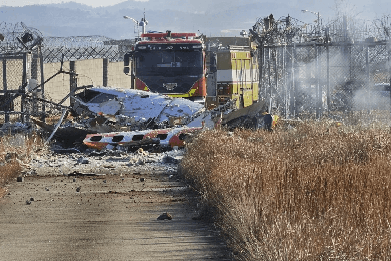 Here are details of the Jeju Air plane crash in South Korea 3 South Korean Jeju Air plane