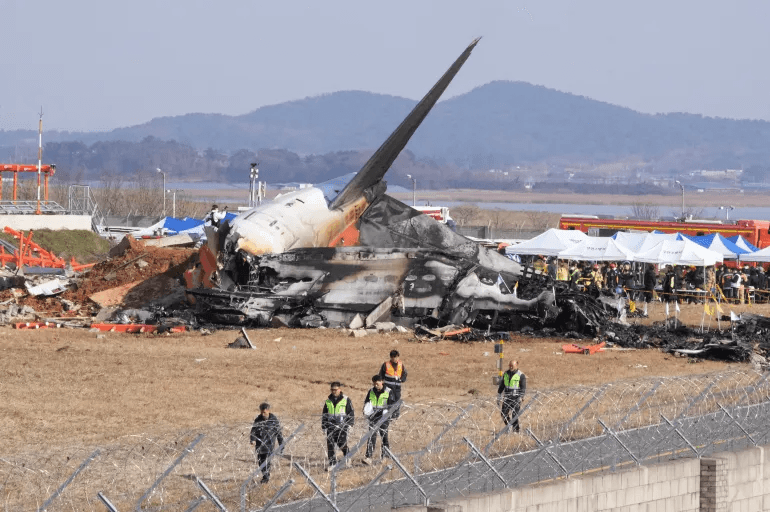 Here are details of the Jeju Air plane crash in South Korea 1 South Korean Jeju Air plane crash: Here are the details.