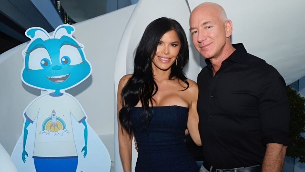 Jeff Bezos और Lauren Sanchez की Venice में करोड़ों खर्च कर होने जा रही शाही शादी सभी चौंका देगी 1 Jeff Bezos और Lauren Sanchez की वेनिस में करोड़ों खर्च कर होने जा रही शाही शादी सभी चौंका देगी